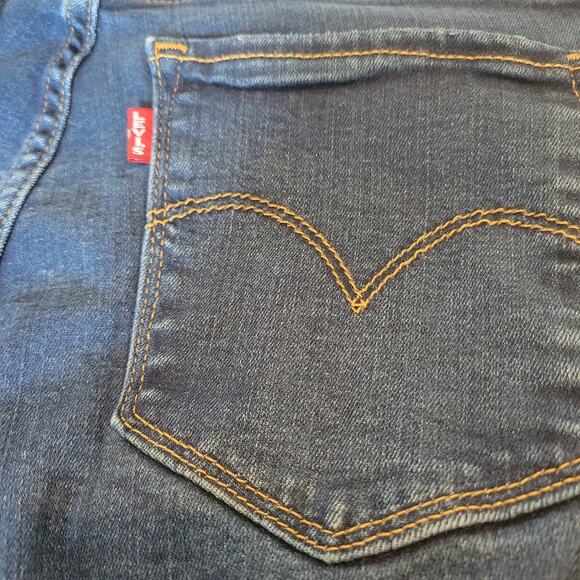 Levi's Premium Jeans Model 724 High Rise Straight Drop Size 25 Great Condition - Picture 6 of 11